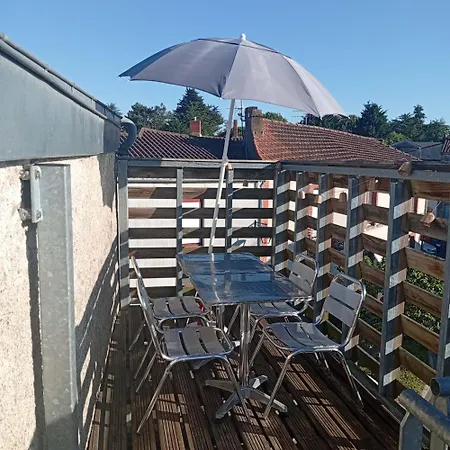 Appartement Plein De Charme Avec Terrasse Ensoleillee *