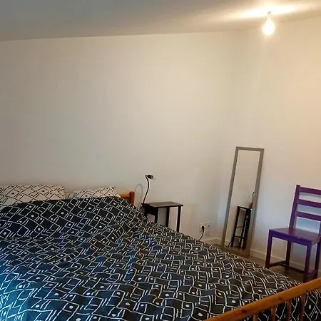 Plein De Charme Avec Terrasse Ensoleillee Appartement