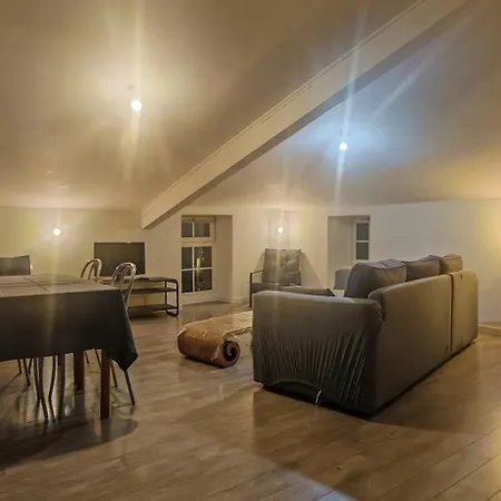 Appartement Plein De Charme Avec Terrasse Ensoleillee Clisson