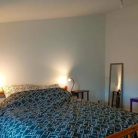 Appartement Plein De Charme Avec Terrasse Ensoleillee *