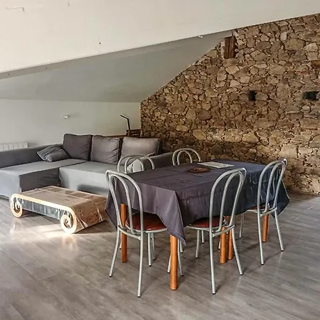 Plein De Charme Avec Terrasse Ensoleillee Appartement Clisson